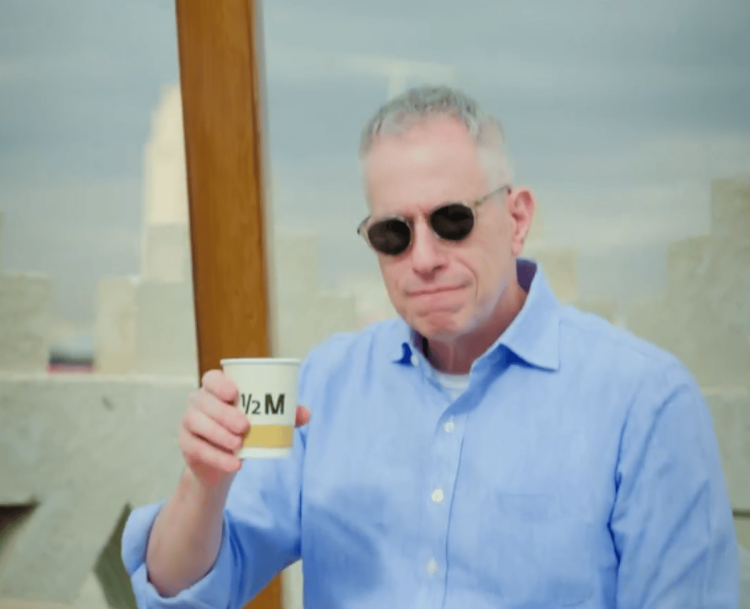 السفير الأمريكي يشيد بالقهوة السعودية: أستمتع بتجربتها