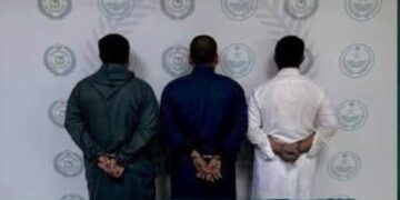 القبض على 3 أشخاص لترويجهم 43 ألف قرص من «الإمفيتامين» بالحدود الشمالية