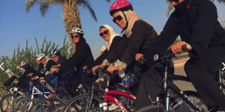 «المرور»: 6 إرشادات لقيادة الدراجات الهوائية على الطرق