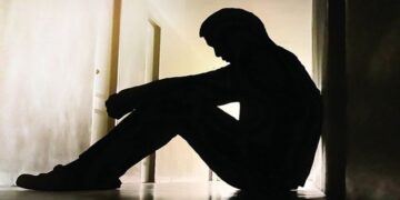 بالفيديو.. مختص: الرهاب الاجتماعي يؤدي للاكتئاب وقد يصل إلى ميول انتحارية