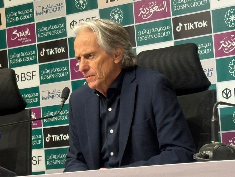 خيسوس يحذر من التسرع: الهلال يركز على الحاضر