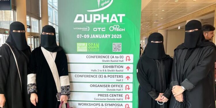 طالبات جامعة الجوف يحققن المركز الرابع في مؤتمر ومعرض دبي الدولي للصيدلة والتكنولوجيا “دوفات 2025”