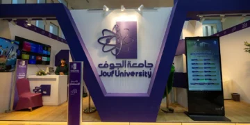 فحوصات طبية وعيادات مجانية تخدم 3418 مستفيدًا في جناح جامعة الجوف بمهرجان الزيتون الدولي