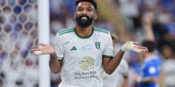 لجنة الانضباط والأخلاق تعاقب ثنائي الأهلي