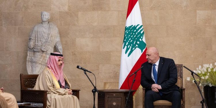 وزير الخارجية: المملكة مستمرة في دعم مساندة لبنان وشعبه