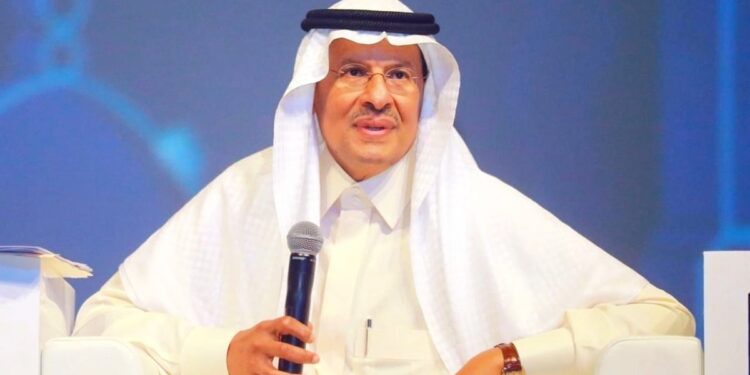وزير الطاقة: نظام المواد البترولية والبتروكيماوية يُسهم في بناء المنظومة التشريعية بقطاع الطاقة