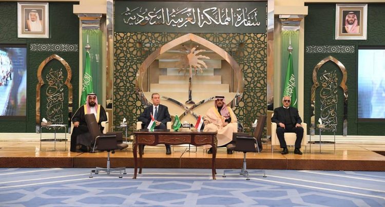 المملكة تسلم مصر وفلسطين حصتيهما من الهدي والأضاحي