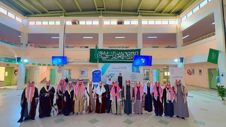 بالصور.. ابتدائية الليث بن سعد بالبكيرية تحتفل بيوم التأسيس