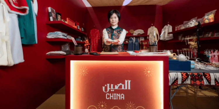 مهرجان "شتاء درب زبيدة" في لينة التاريخية يستعرض ثقافات دول من العالم