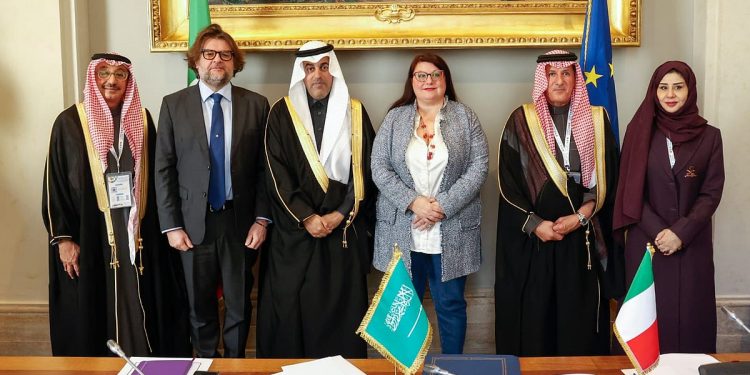 نائب رئيس مجلس الشورى يلتقي رئيس لجنة الصداقة البرلمانية الإيطالية السعودية