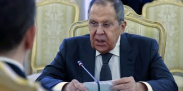 اجتماع أمريكي روسي في الرياض لبحث وقف حرب أوكرانيا