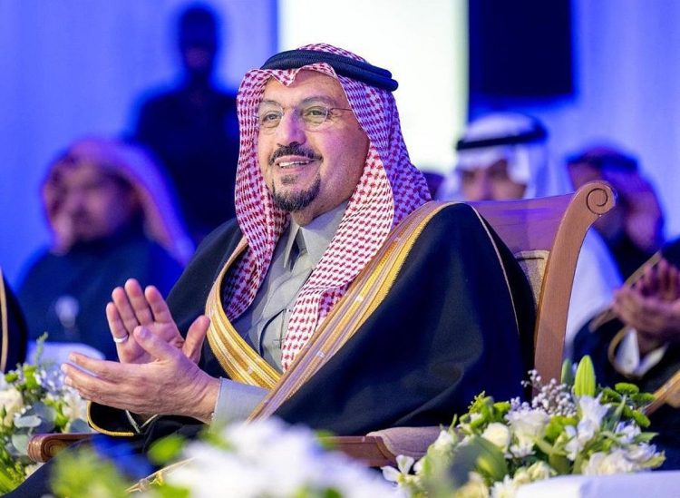 الأمير فيصل بن مشعل يرعى اليوم حفل تخريج 12129 خريج وخريجة بجامعة القصيم