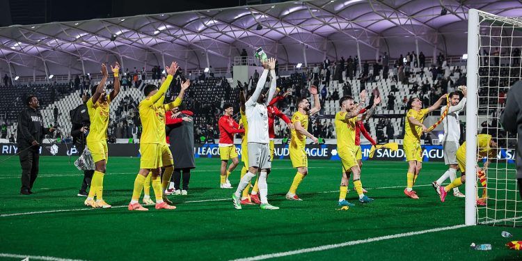 القادسية يعبر الشباب في دوري روشن