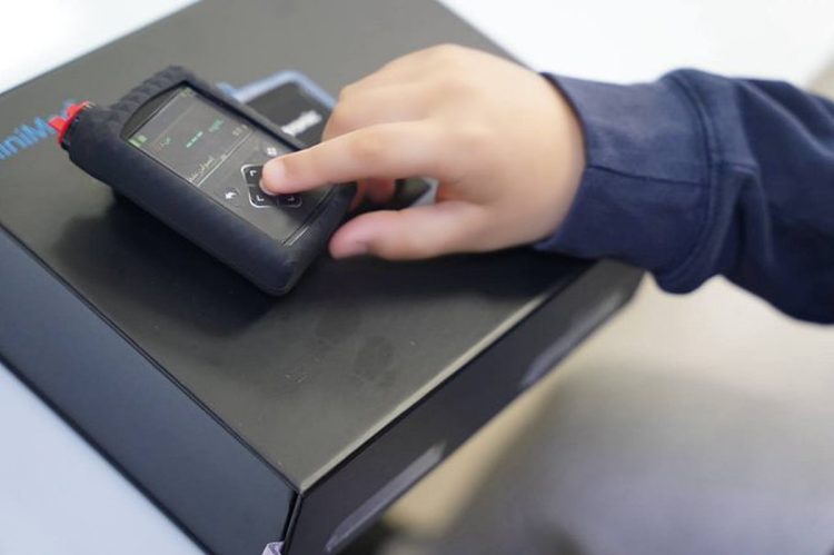 تجمع الجوف الصحي يدشّن أول عيادة لتركيب مضخة الأنسولين للأطفال بالمنطقة