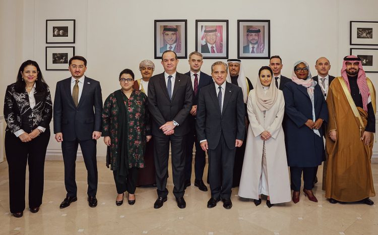 رئيس الوزراء الأردني يستقبل أمين عام «التعاون الرقمي» ورؤساء الوفود المشاركة في الجمعية العامة الرابعة للمنظمة