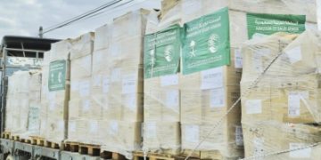 قوافل مساعدات سعودية جديدة لدعم مستشفيات غزة