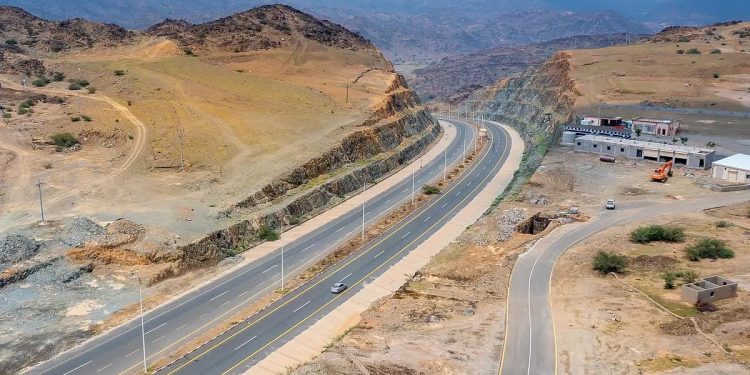 هيئة الطرق: طريق الحقو / الريث محور مهم لربط جازان بعسير وتعزيز السلامة المرورية