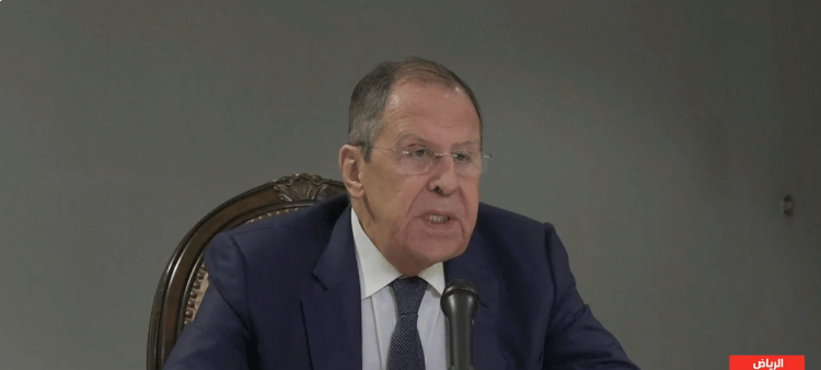 وزير الخارجية الروسي: سنواصل العمل على تهيئة الظروف للقاء بوتين وترامب