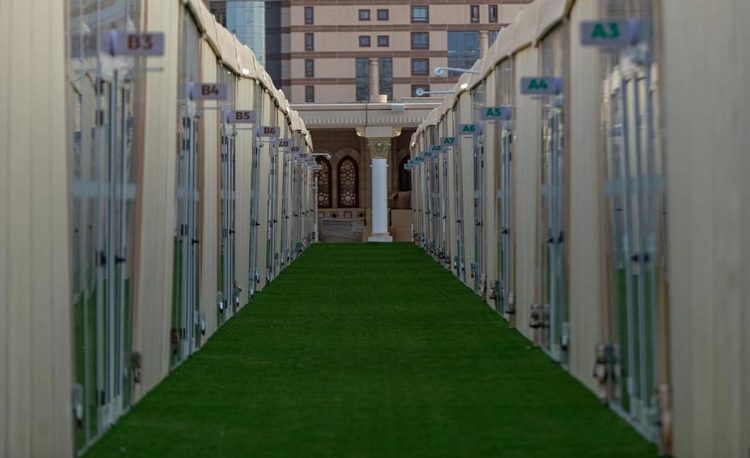 12 خدمة ميدانية ترافق 4000 معتكف في المسجد النبوي