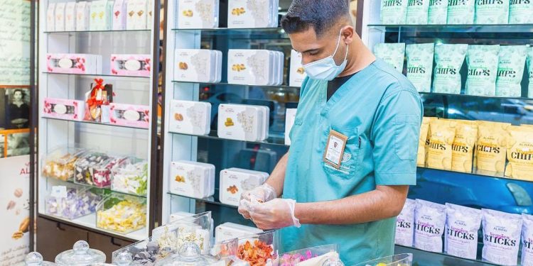«أمانة الشرقية» تنفذ 10,540 جولة رقابية على المنشآت الغذائية في رمضان