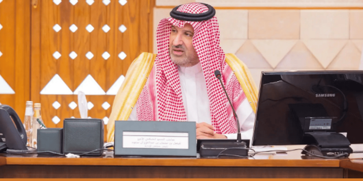 الأمير فيصل بن سلمان يدشن حملة "أجر غير ممنون"