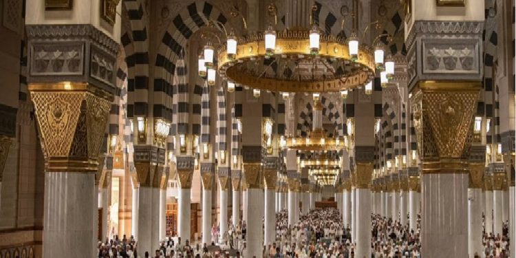 المسجد النبوي يستقبل 4000 معتكف ومعتكفة من 120 دولة في العشر الأواخر من رمضان