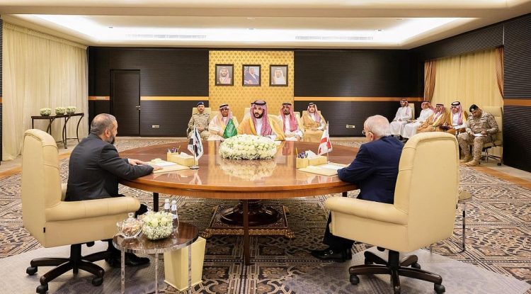 المملكة.. بوابة الدبلوماسية وصناعة الحلول في الشرق الأوسط