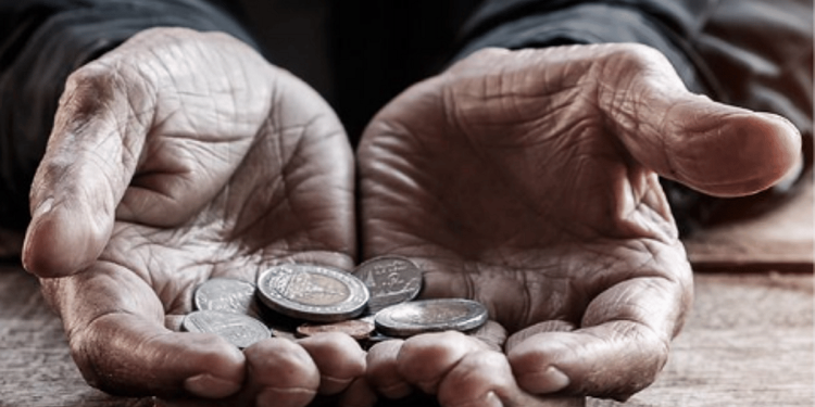 النيابة تحذر: نظام مكافحة التسول يُجرّم استجداء المال دون مقابل أو بمقابل غير مقصود