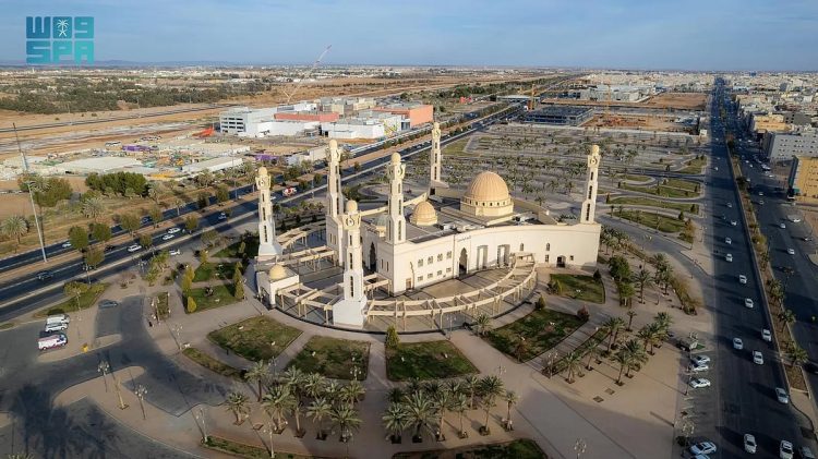 تجهيز 313 جامعًا ومصلى لصلاة عيد الفطر في تبوك