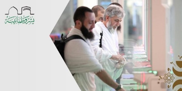 جوازات مطار الملك عبد العزيز تواصل تقديم خدماتها لضيوف الرحمن