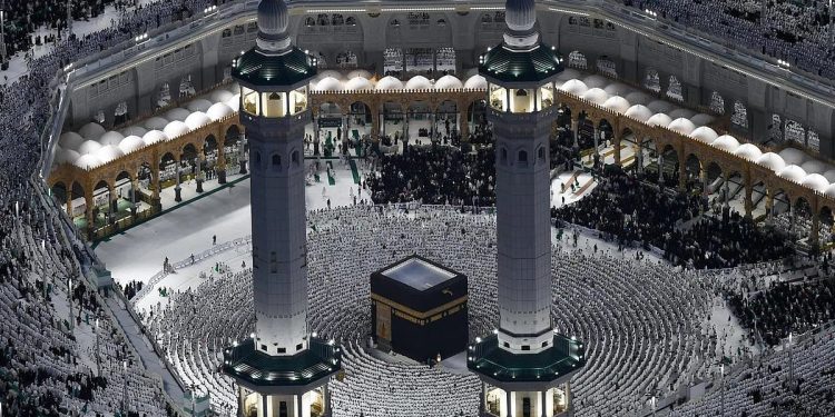 مرافق وخدمات في عدة مواقع رئيسية بالمسجد الحرام للتيسير على ضيوف الرحمن