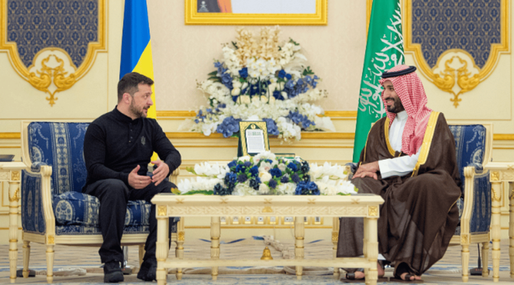 ولي العهد يستقبل رئيس أوكرانيا ويعقدان جلسة مباحثات رسمية