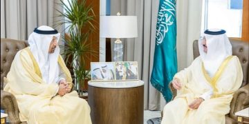 أمير الشرقية خلال لقائه وزير الاستثمار: نثمن جهود الوزارة في تعزيز الحراك الاقتصادي