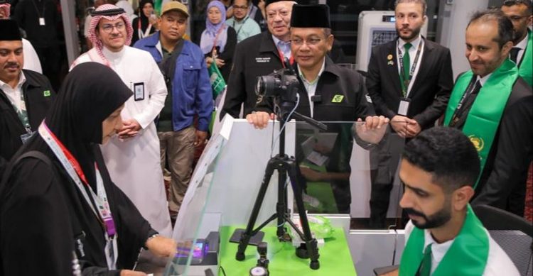 بدء وصول طلائع رحلات الحجاج إلى مطار الأمير محمد بن عبدالعزيز الدولي بالمدينة المنورة