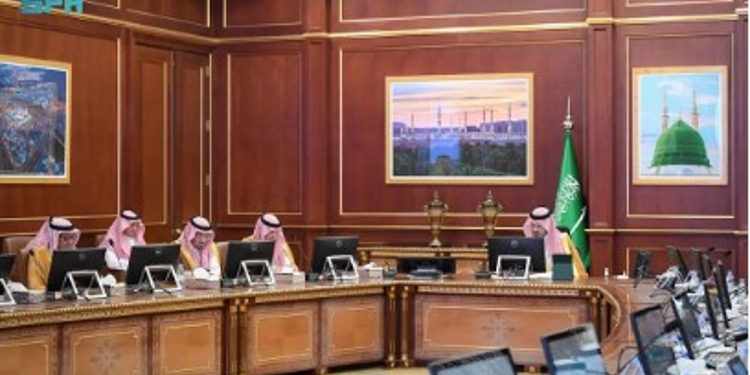 أمير المدينة المنورة يؤكد على أهمية التحقق من الجاهزية التامة خلال موسم الحج المقبل