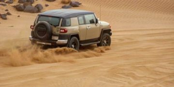 التطعيس في السعودية.. شغف بالصحراء وتحدٍ للكثبان الرملية