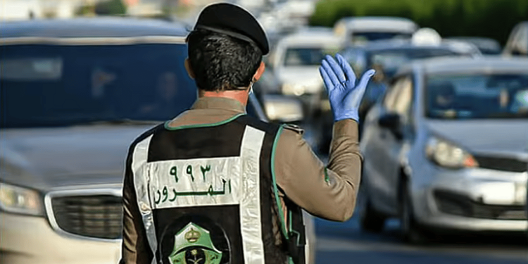 المرور: 3 إرشادات للطلاب لتعزيز سلامتهم