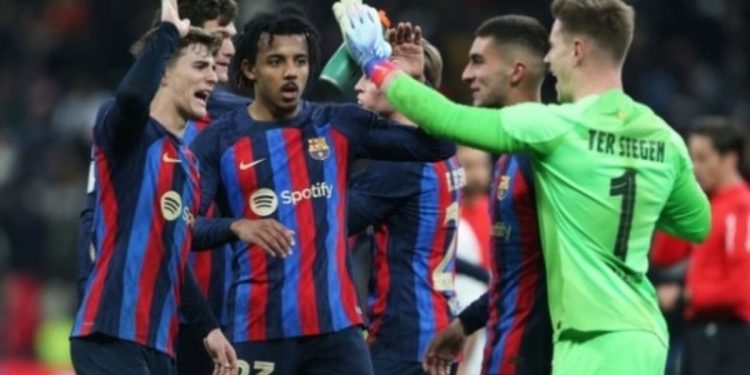 برشلونة يعزز صدارته للدوري الإسباني بفوزه على ليغانيس