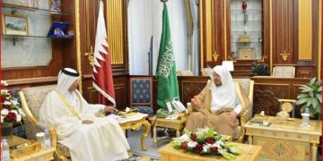 رئيس مجلس الشورى يعقد جلسة مباحثات رسمية مع نظيره القطري