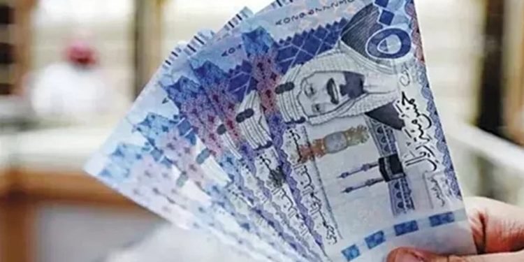 سعر الريال مقابل الجنيه المصري والعملات العربية اليوم الخميس 19-10-1446
