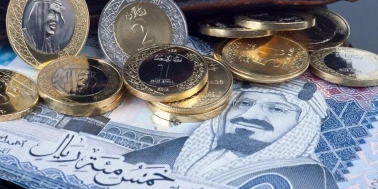 سعر الريال مقابل الدولار والعملات الأجنبية اليوم الخميس 12-10-1446