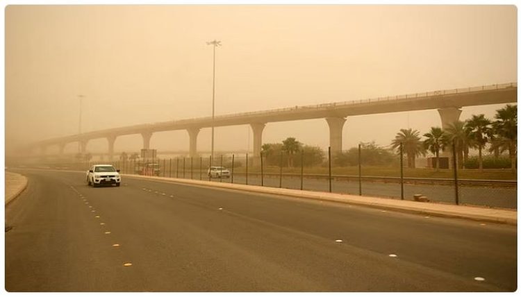 طقس المملكة الأربعاء.. استمرار الرياح النشطة المثيرة للأتربة على بعض المناطق