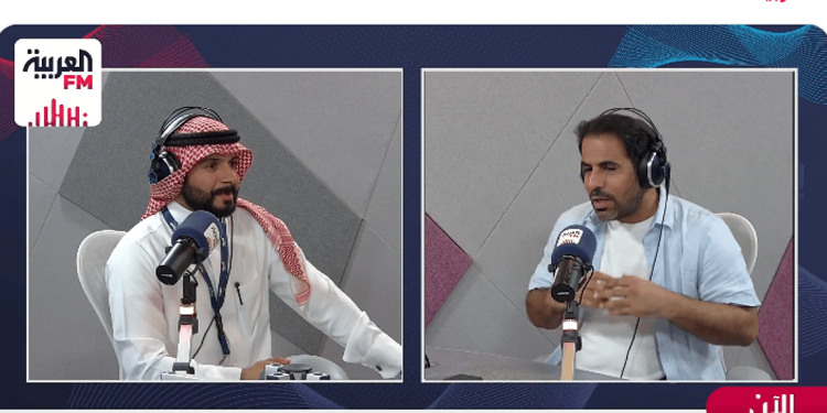 عبد العزيز الفريحي يروي قصة تأليف «شباب البومب»