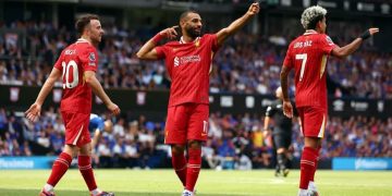 ليفربول يتوج بلقب الدوري الإنجليزي للمرة العشرين في تاريخه