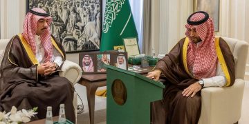 نيابةً عن أمير الجوف.. الأمير متعب بن مشعل يدشّن فعاليات يوم الصحة العالمي بالمنطقة
