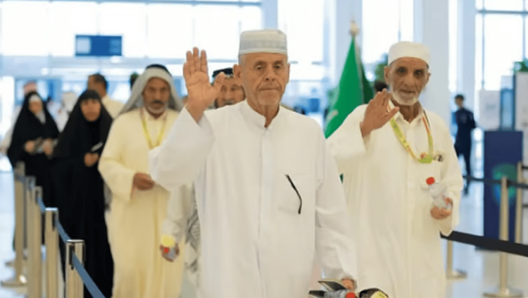 أخصائي يقدم نصائح لضيوف الرحمن بموسم الحج