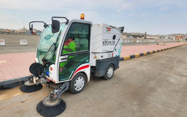 أمانة العاصمة المقدسة ترفع جاهزيتها لخدمة ضيوف الرحمن بأكثر من 25 ألف كادر و1460 معدة وآلية