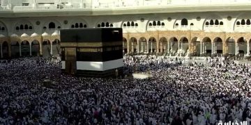 أول أيام ذي الحجة.. ضيوف الرحمن يملؤون الحرم المكي وسط انسيابية الحركة وتنظيم الحشود