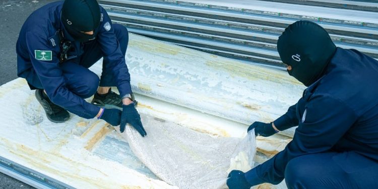إحباط تهريب أكثر من 1.5 مليون حبة من «الكبتاجون» في ميناء جدة الإسلامي
