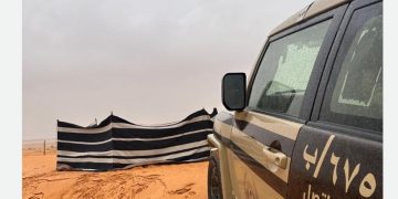 الأمن البيئي تضبط مخالفًا لنظام البيئة لارتكابه مخالفة التخييم في محمية الملك عبدالعزيز الملكية